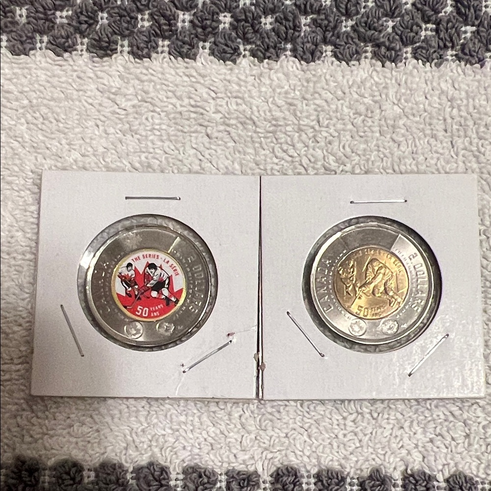 2022 Canadian coloured Toonie